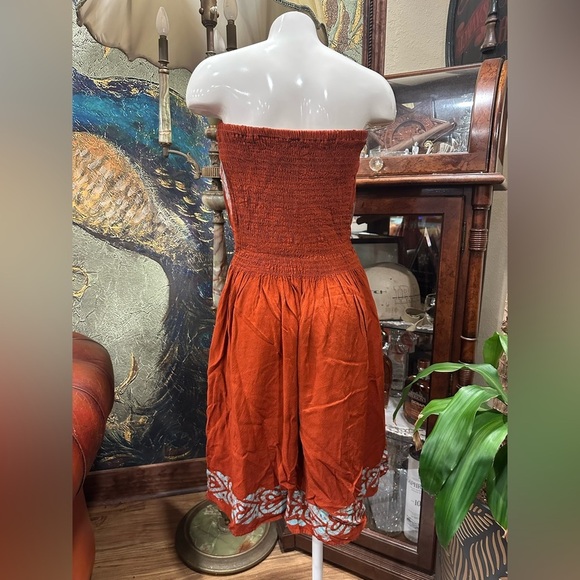 EUC Advance Apparel Red Sleeveless strapped style Crepe Shift Dress - Picture 4 of 6